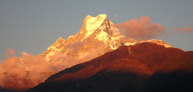 Mt. Machhapuchhre smiling -  himaland.com